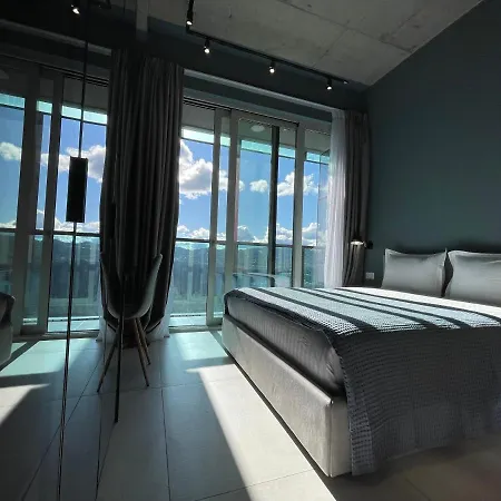 Ambassador Skyline 4* Tirana