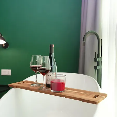 Ambassador Skyline 4* טיראנה