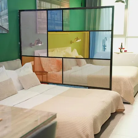 Ambassador Skyline 4* טיראנה