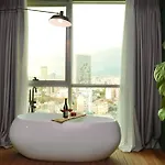 Lejlighedshotel Ambassador Skyline 4*