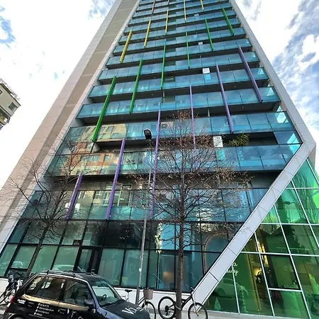 Hotel apartamentowy Ambassador Skyline 4*