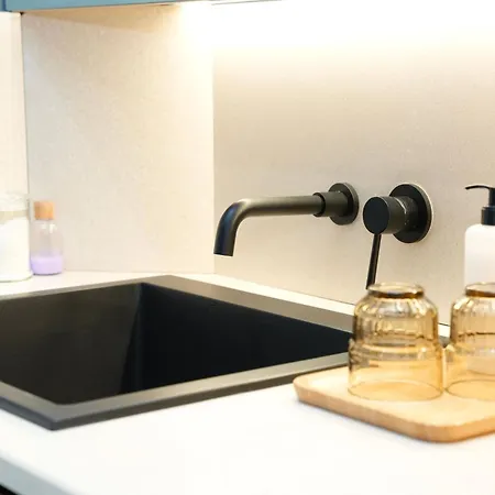 Ambassador Skyline 地拉那