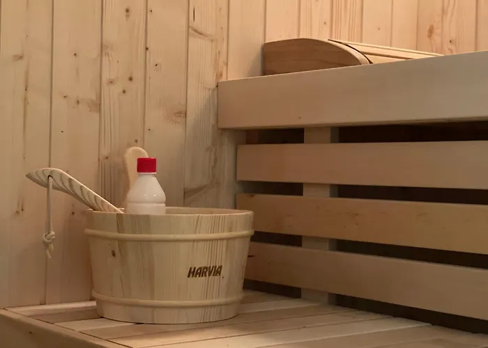 Hotel apartamentowy Ambassador Skyline 4*