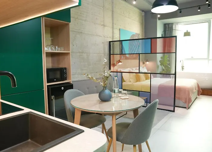 Ambassador Skyline Hotel apartamentowy 4*