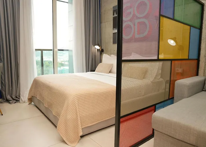 Hotel apartamentowy Ambassador Skyline 4*